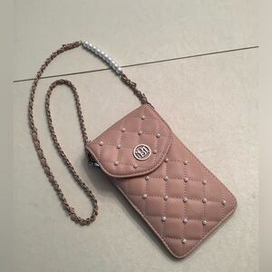 BADGLEY MISCHKA DIAMOND QUILTED STUDDED WITH PEARLS CROSSBODY PHONE WALLET